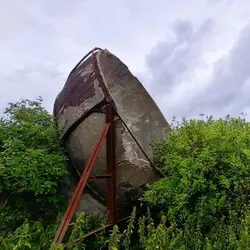 246 Edgeland time by the Hythe Sound Mirror (sleep safe)
